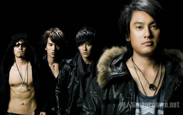 F4