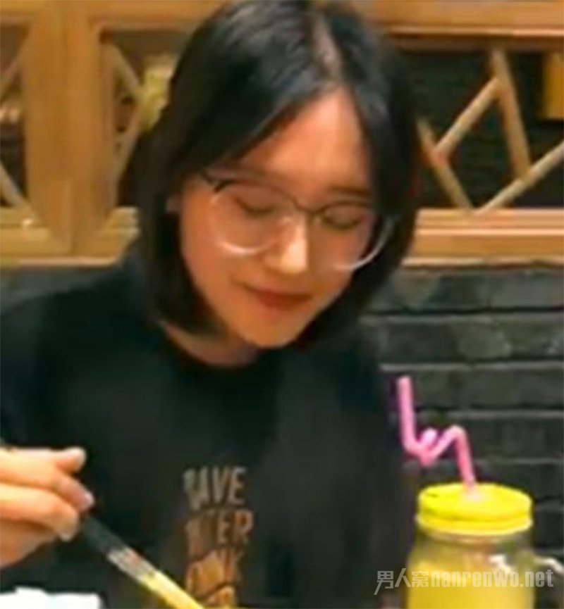 郑爽替身妍妍