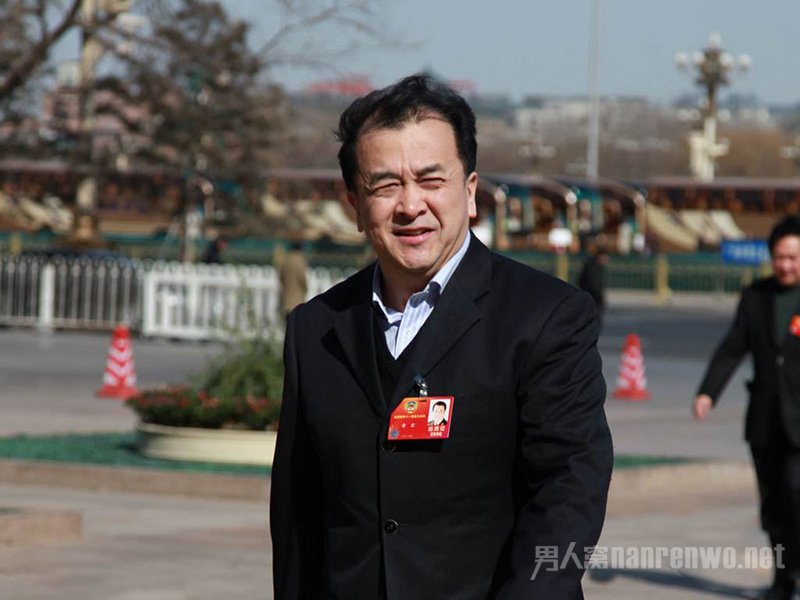 黄宏