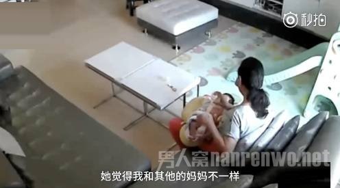 保姆偷喝女主人母乳
