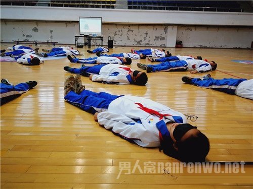 体验死亡