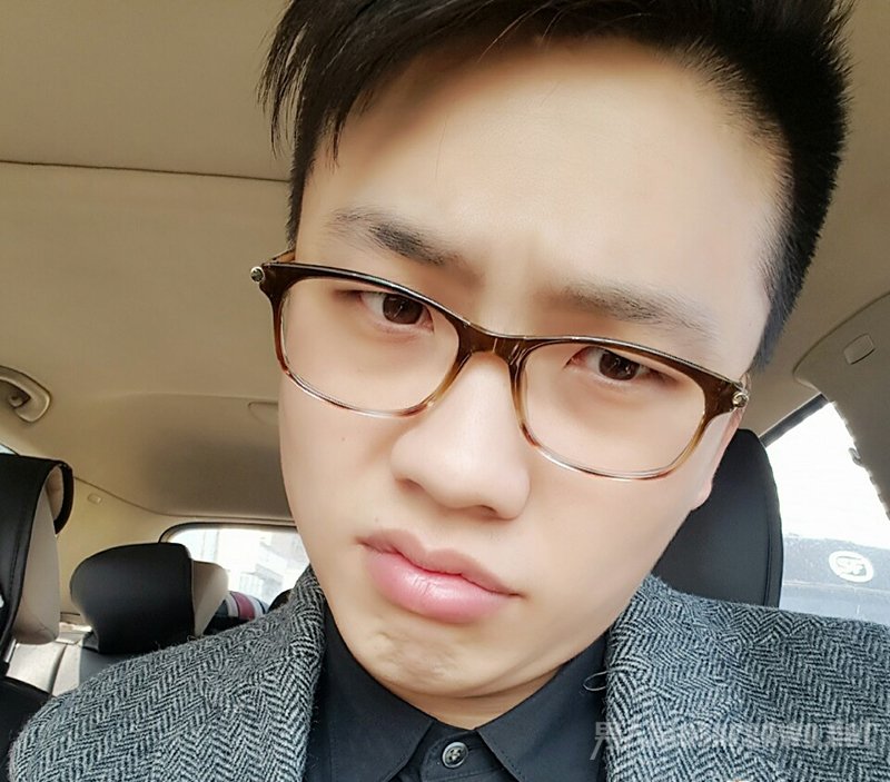 캢