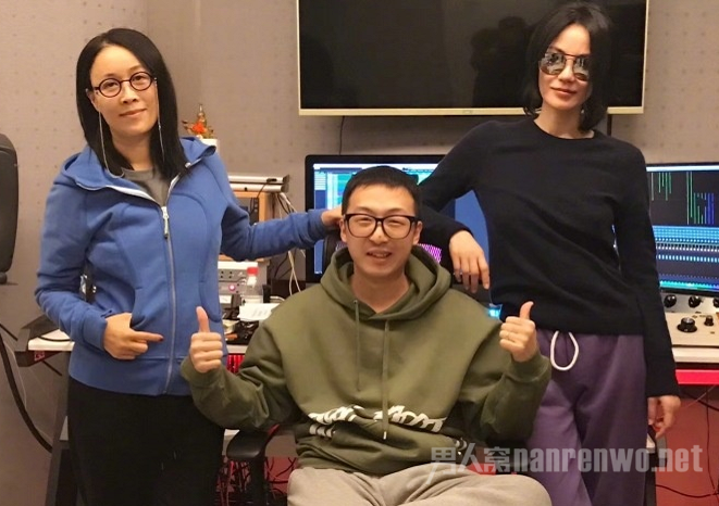 王菲那英春晚合唱《重逢》
