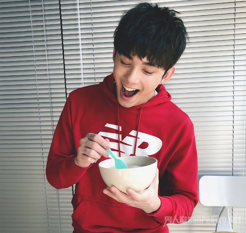 元宵晒照是黑发