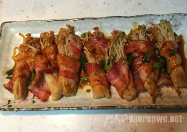培根金针菇卷