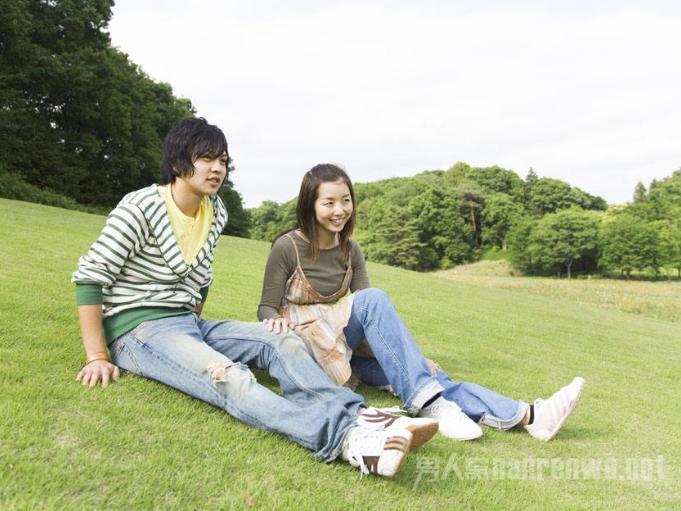 高校严查男女生交往