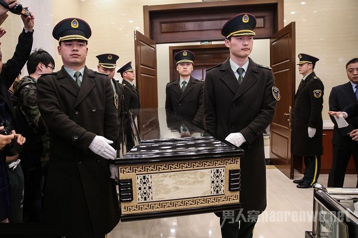 殡仪馆体验生死