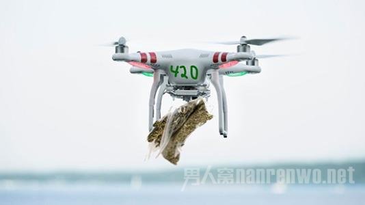 利用无人机走私