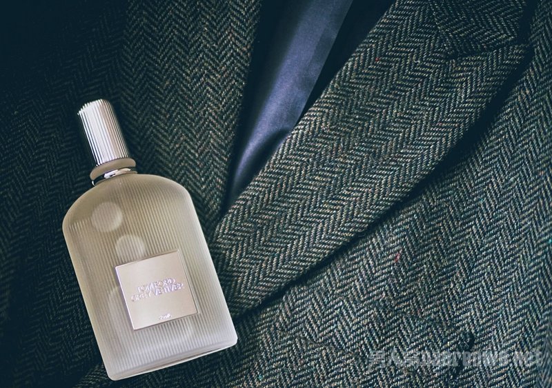 TOM FORD