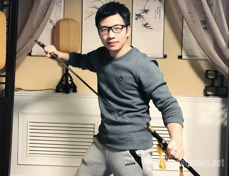 陶渊明后人做主播月入百万引发热议 网友：祖上名人就得隐居深山？