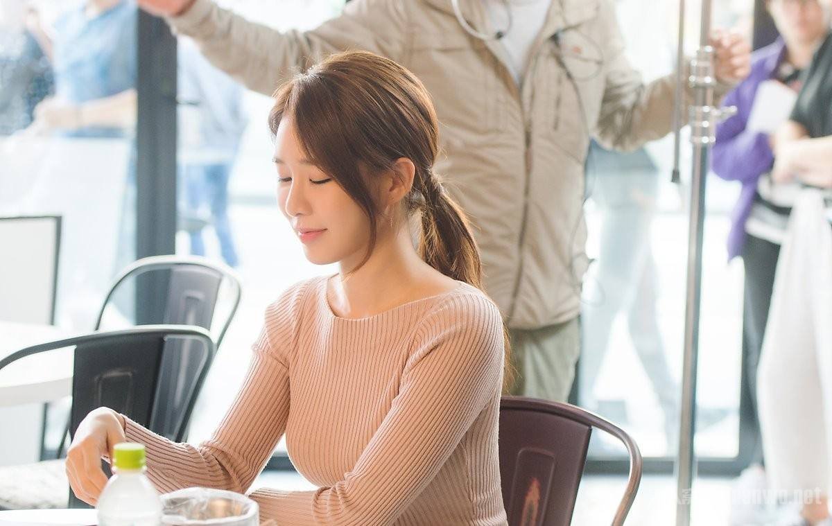 �����Ƚ������¾�