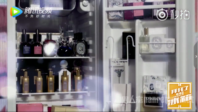 ��ޱ�������ˮ�ķ����ǶԵ���