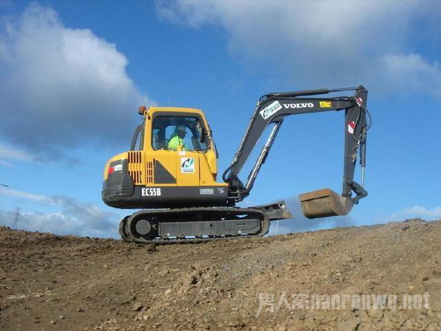 ����С��￪�ھ��