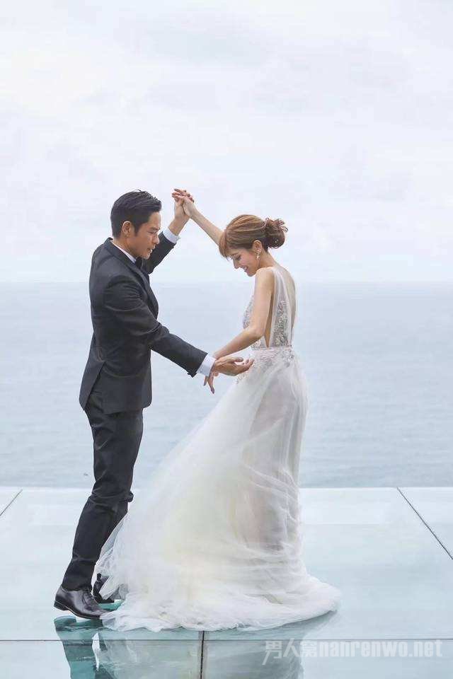 郑嘉颖陈凯琳12日甜蜜大婚