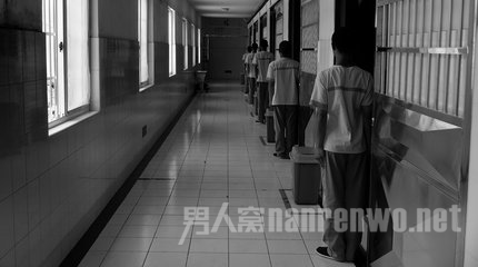又是一出校园惨剧在上演