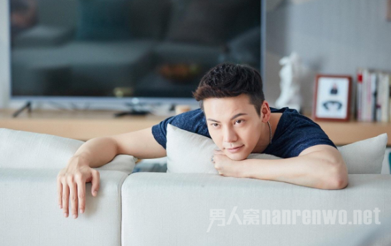 陈伟霆杂志照片