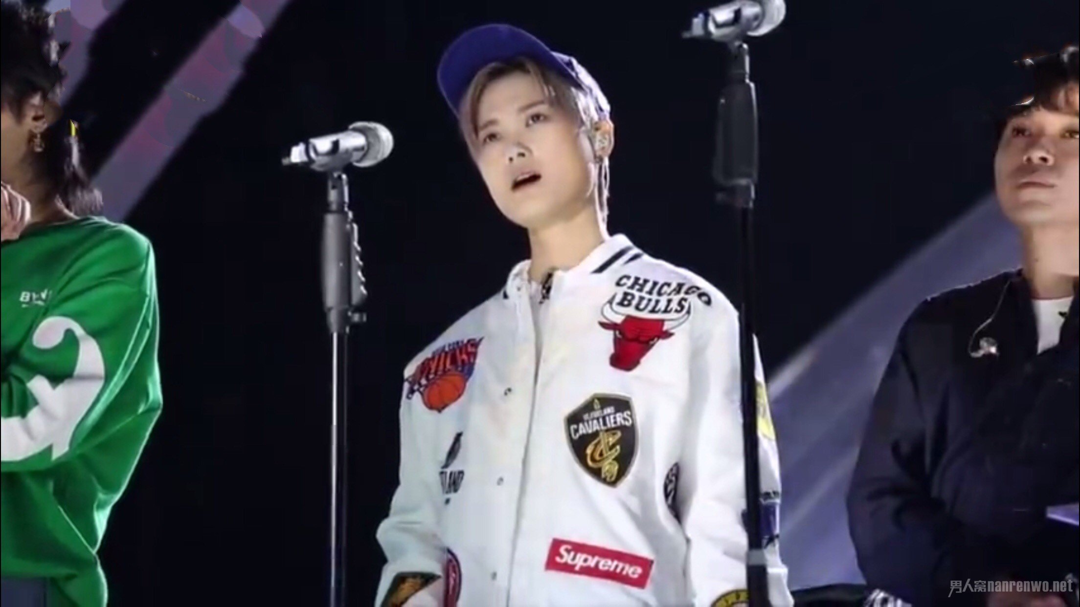 李宇春观看表演
