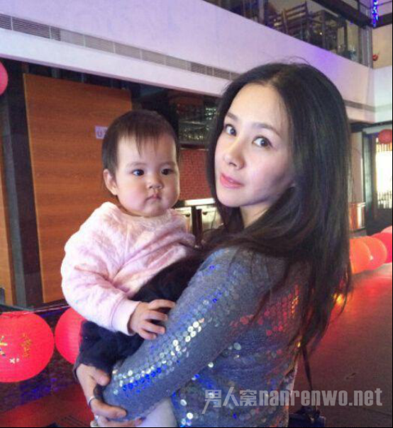 何琳和女儿
