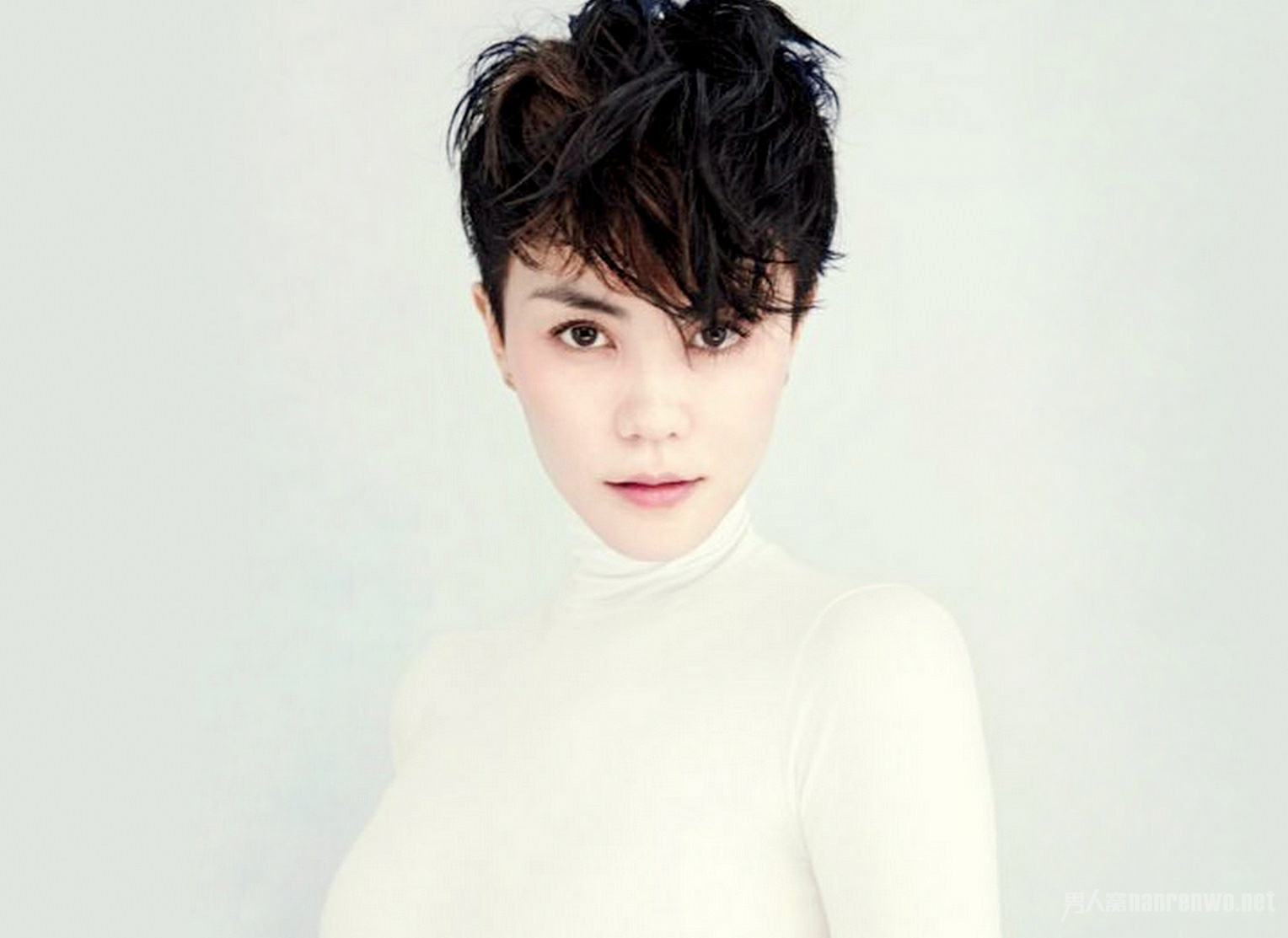 л溱