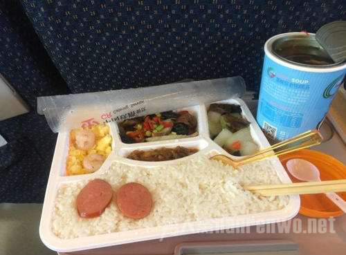 高铁盒饭