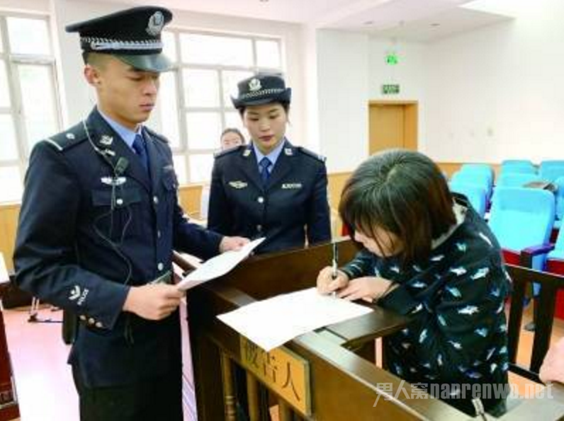 闺蜜化身男友