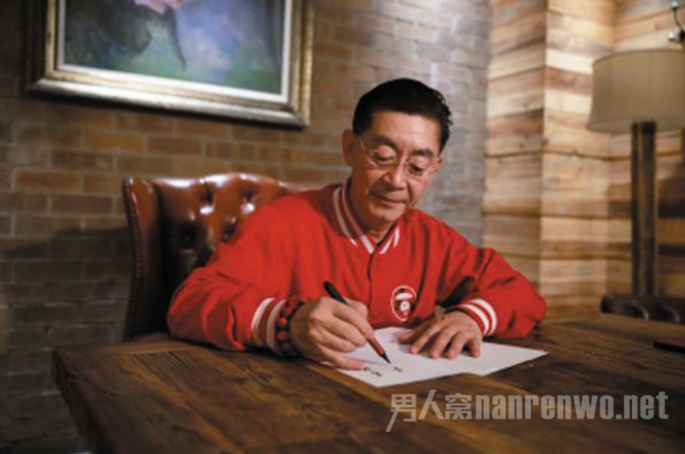 六小龄童打假高仿