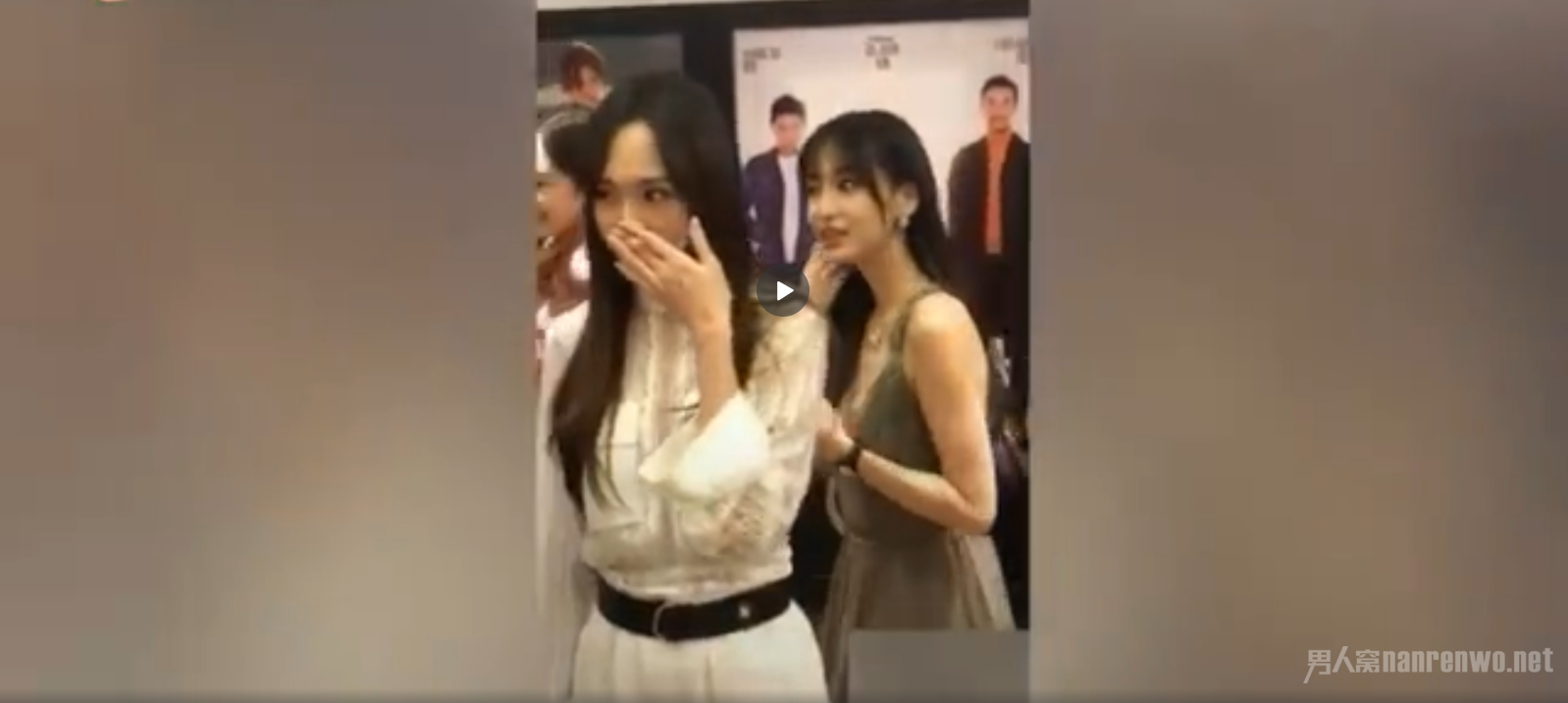 杨幂唐嫣同框，对比太明显