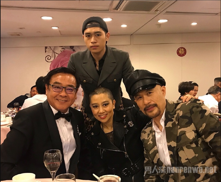 徐锦江儿子上热搜