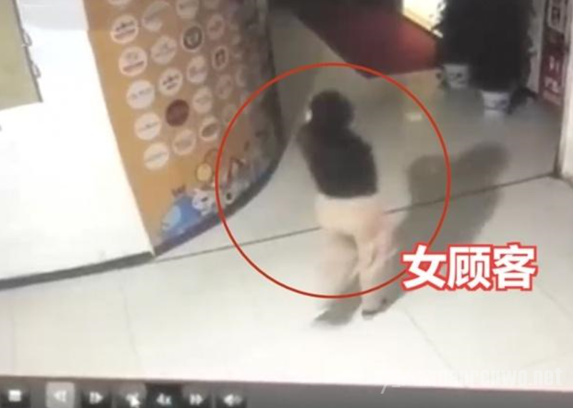 海底捞厕所偷拍