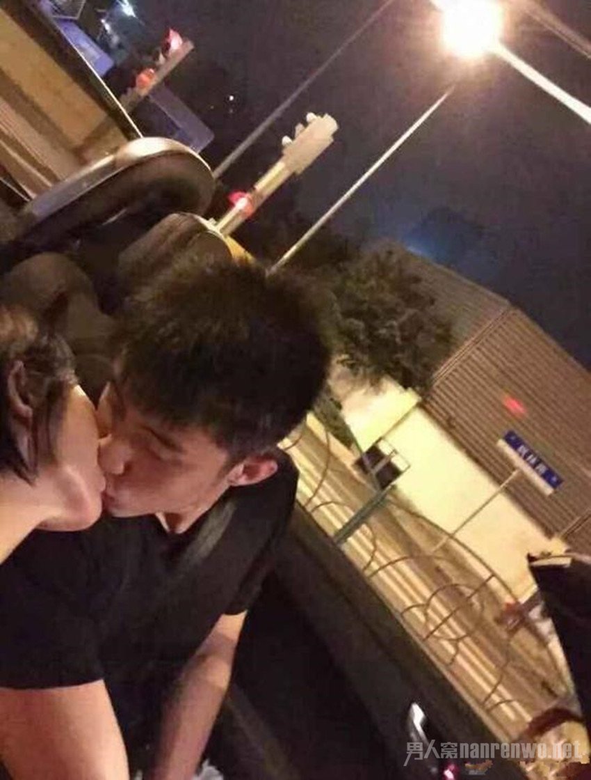 黄景瑜王雨馨亲密照