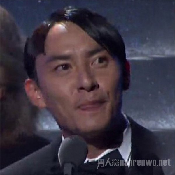张震