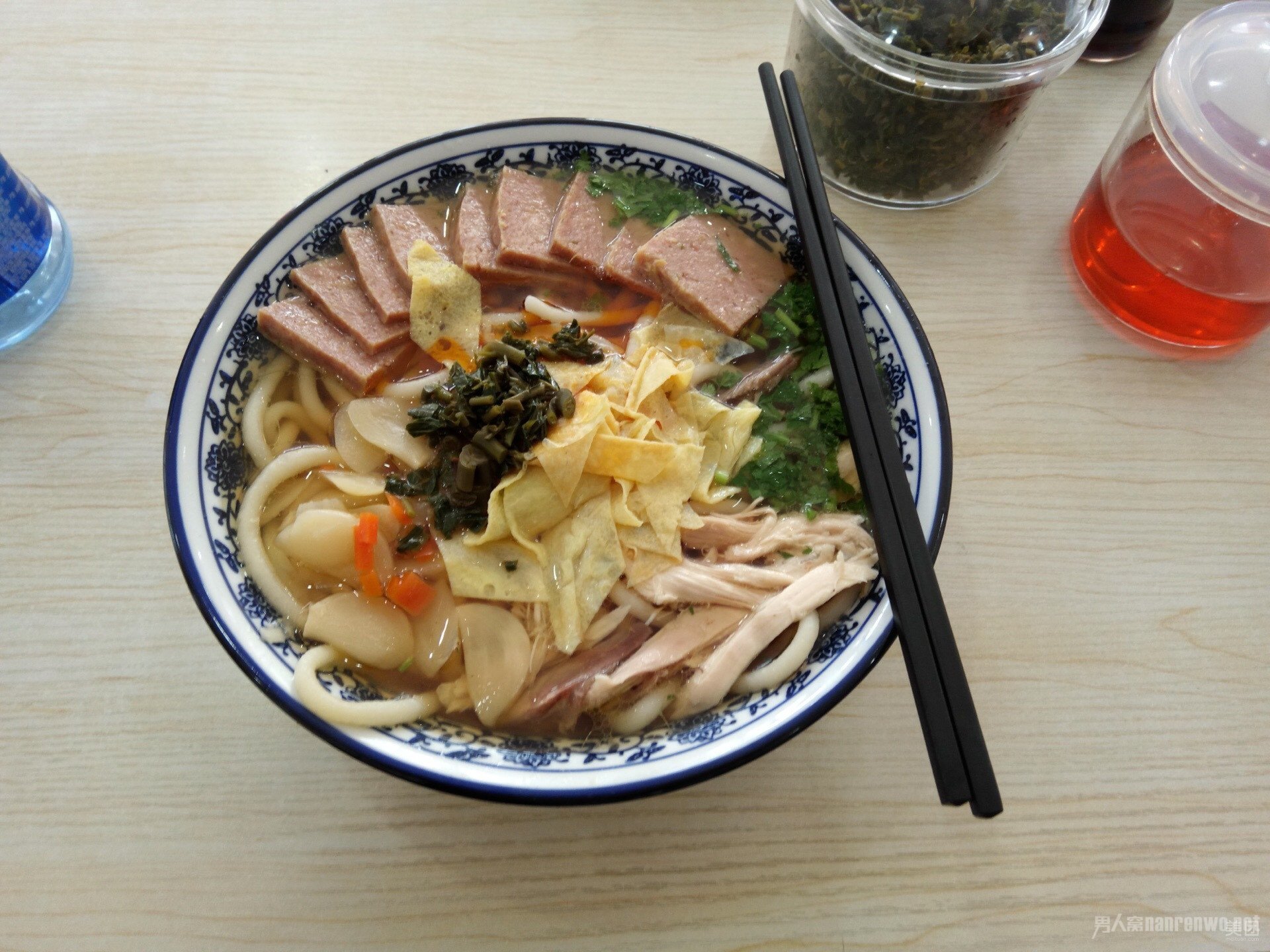 鸡鸭和乐