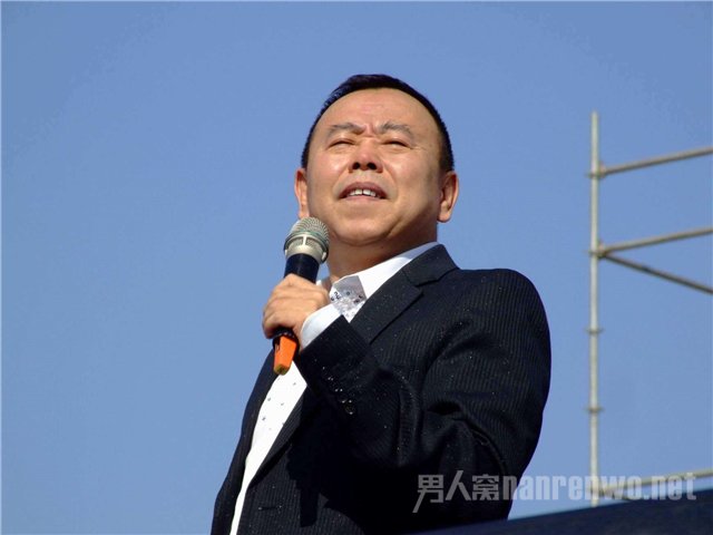潘长江