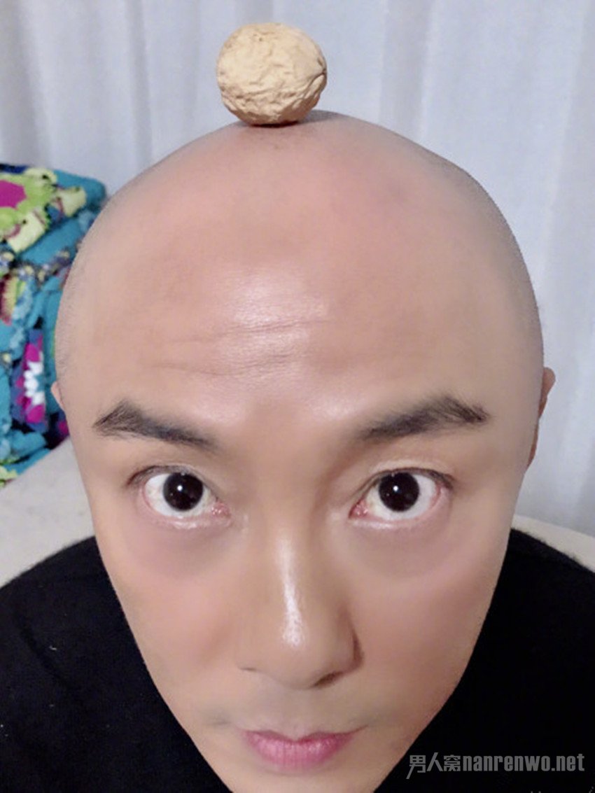 张卫健