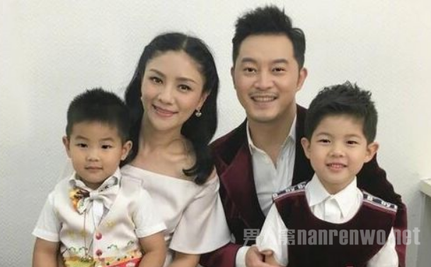 安吉小鱼儿弹幕双标