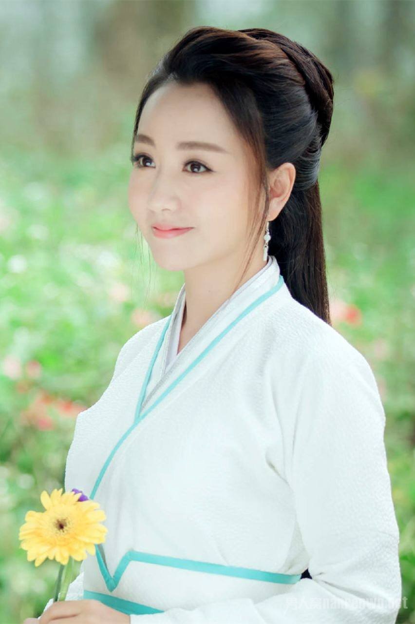 杨蓉