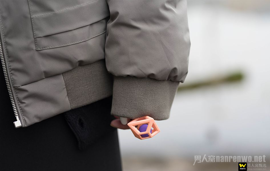 冬季翻领棉服的搭配