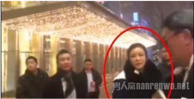 彭丹助理回应撞车