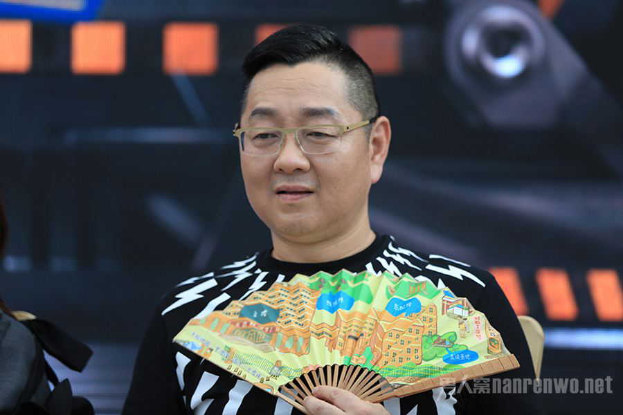 张绍刚