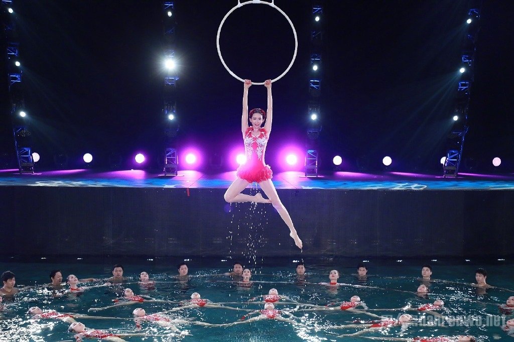 ��־���Գ��񸴺�����