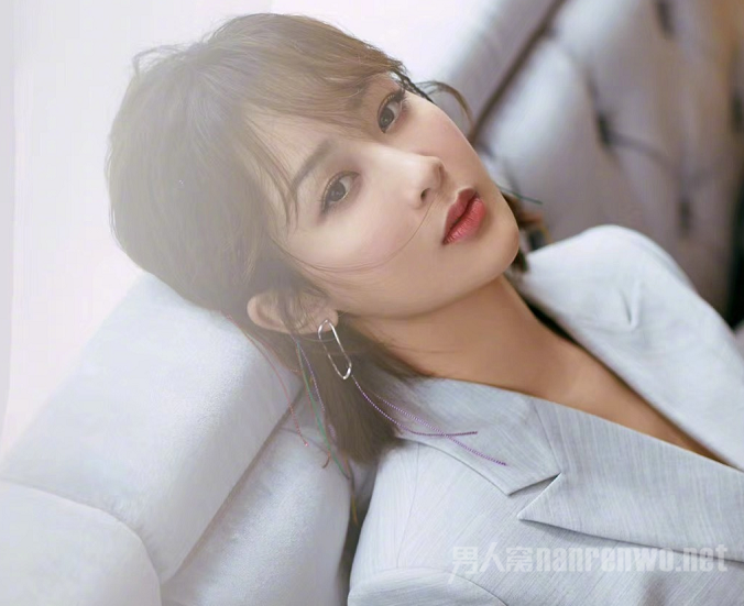 杨紫照片