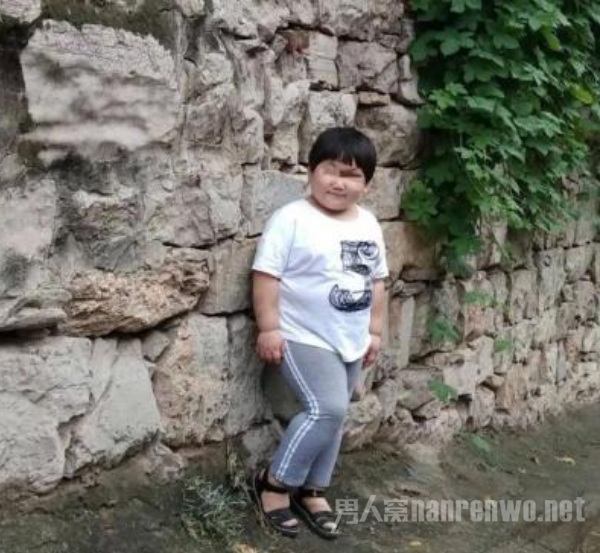 女童入武校两天死亡