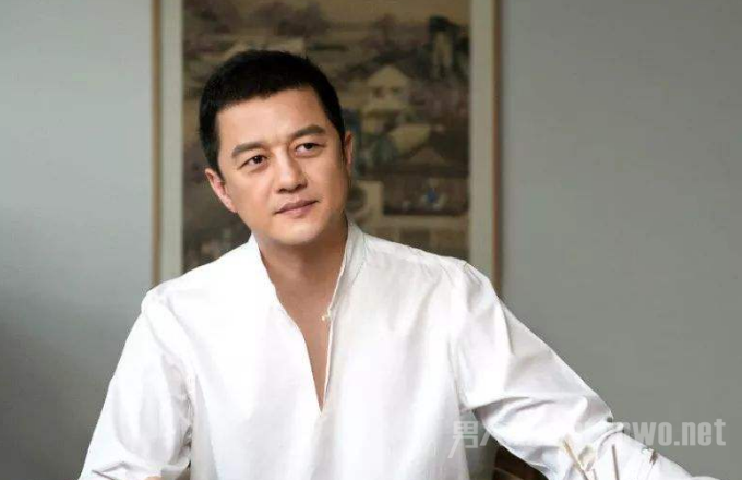李亚鹏新女友身价