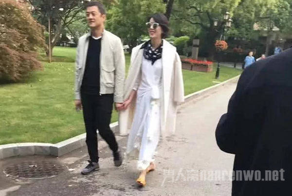 李亚鹏新恋情曝光