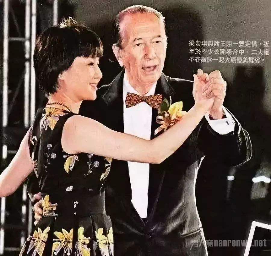 何鸿燊梁安琪