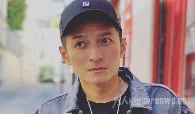 李维嘉吃瓜