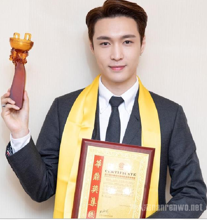 张艺兴最佳男配角