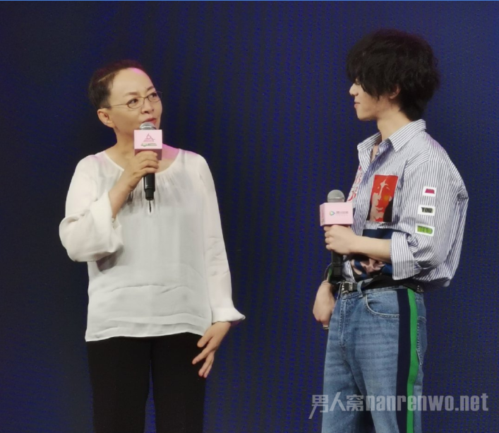 华晨宇和宋丹丹争论考核标准
