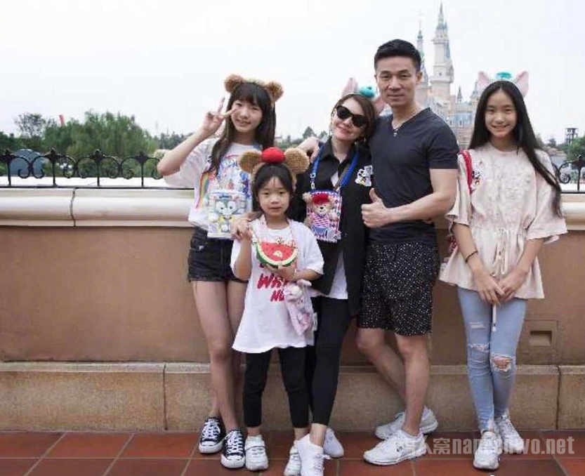小S图片