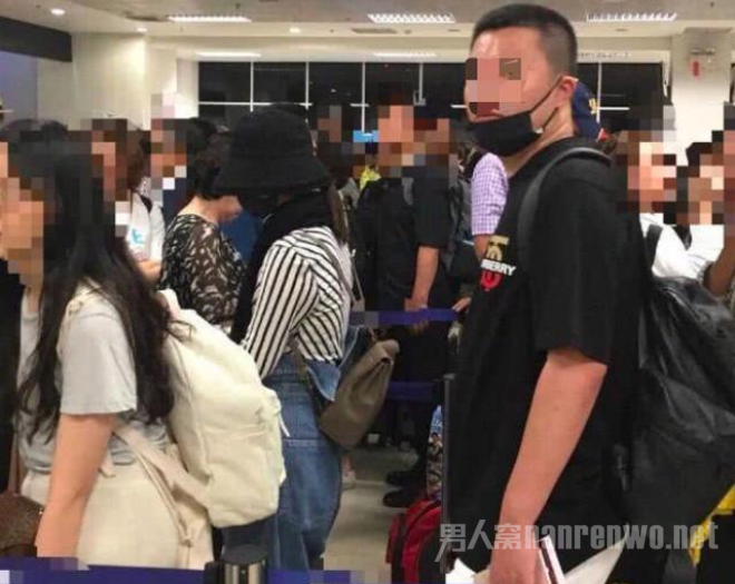网友偶遇赵丽颖